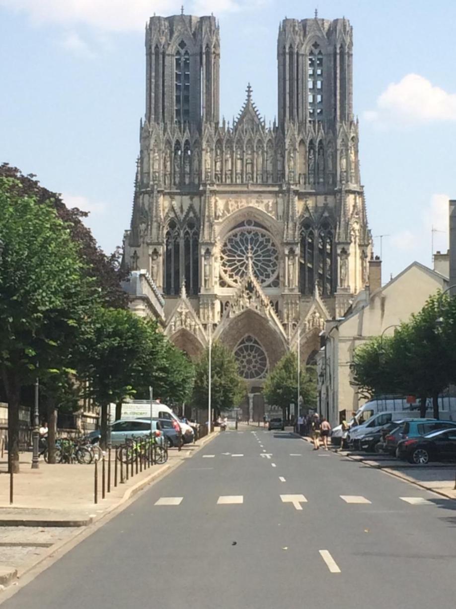 Le Grand Est Scandinave, Centre Ville, Proche Cathedrale Reims Exterior foto